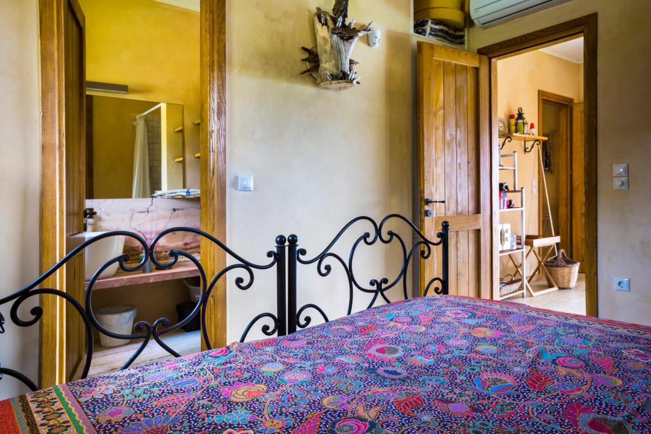 Villa Le Rondini สปาร์เชีย ภายนอก รูปภาพ